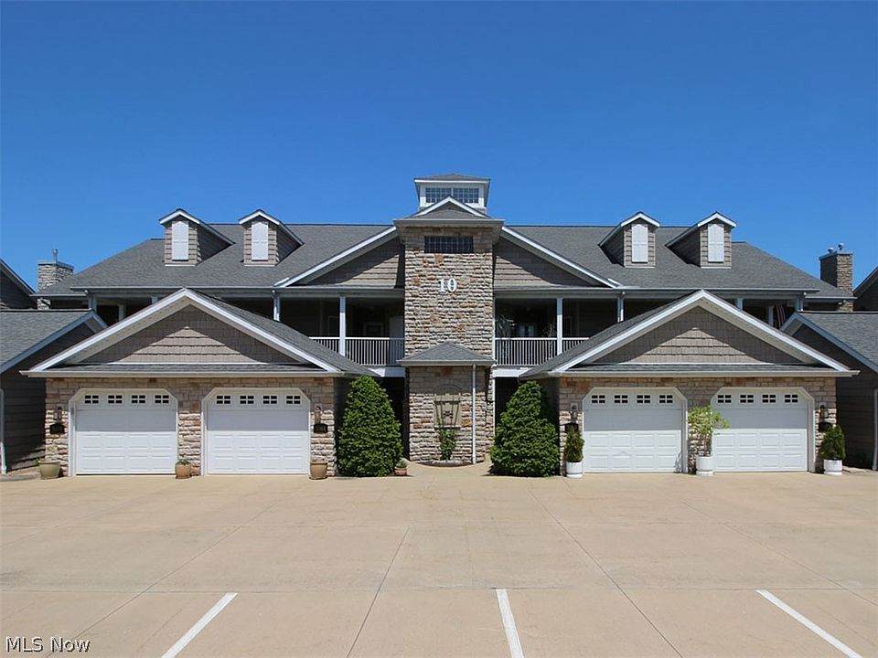 1st image of 3072 Whispering Shores Dr