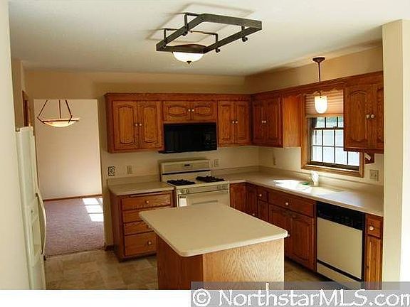 2nd image of 13209 Sheffield Ct