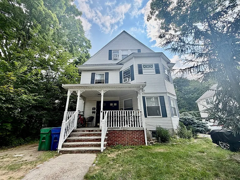 12 Duncan Rd #2 — Photo 1