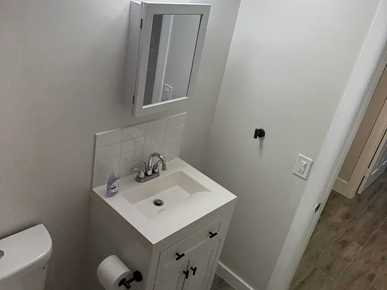1500 Crescent Cir #B-211 — Photo 8