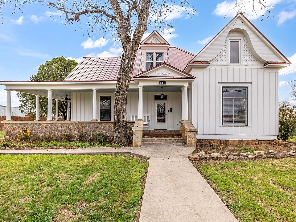 1st image of 641 W 3rd St