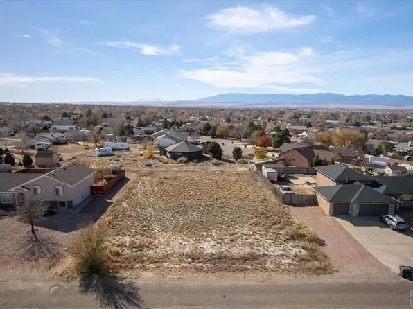 296 W Calle De Camelia, Pueblo West, CO 81007