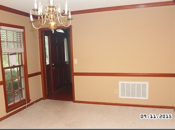 4th image of 6832 Silverwood Ln