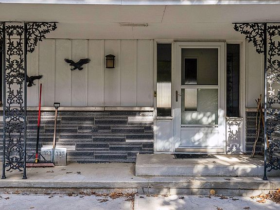 5th image of 74 Many Levels Rd