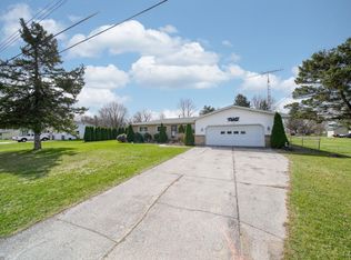 1397 1st St, Adrian, MI 49221