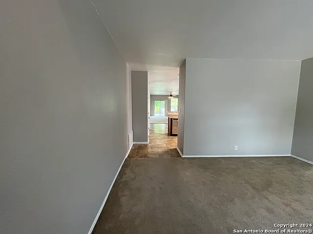 3 bed, 2.0 bath, 1837 sqft, $1,800 — Photo 3