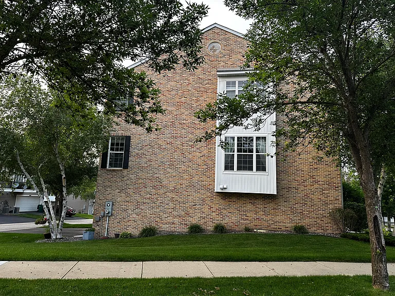 Vervain Dr — Photo 2