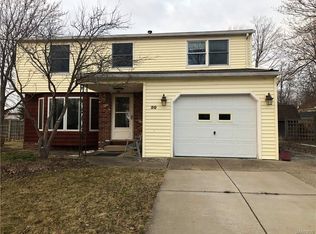 50 Summit Ave, Orchard Park, NY 14127