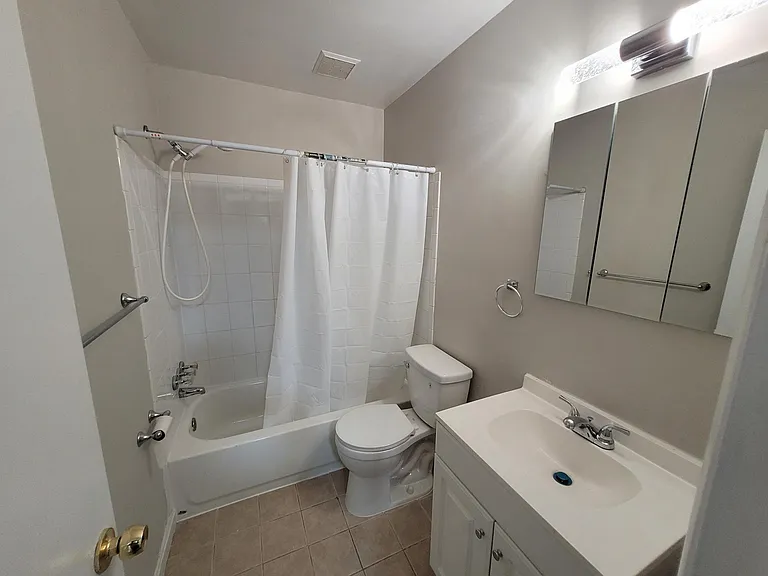 1043 Welsh Dr — Photo 21