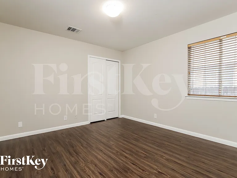237 Val Verde Dr — Photo 12