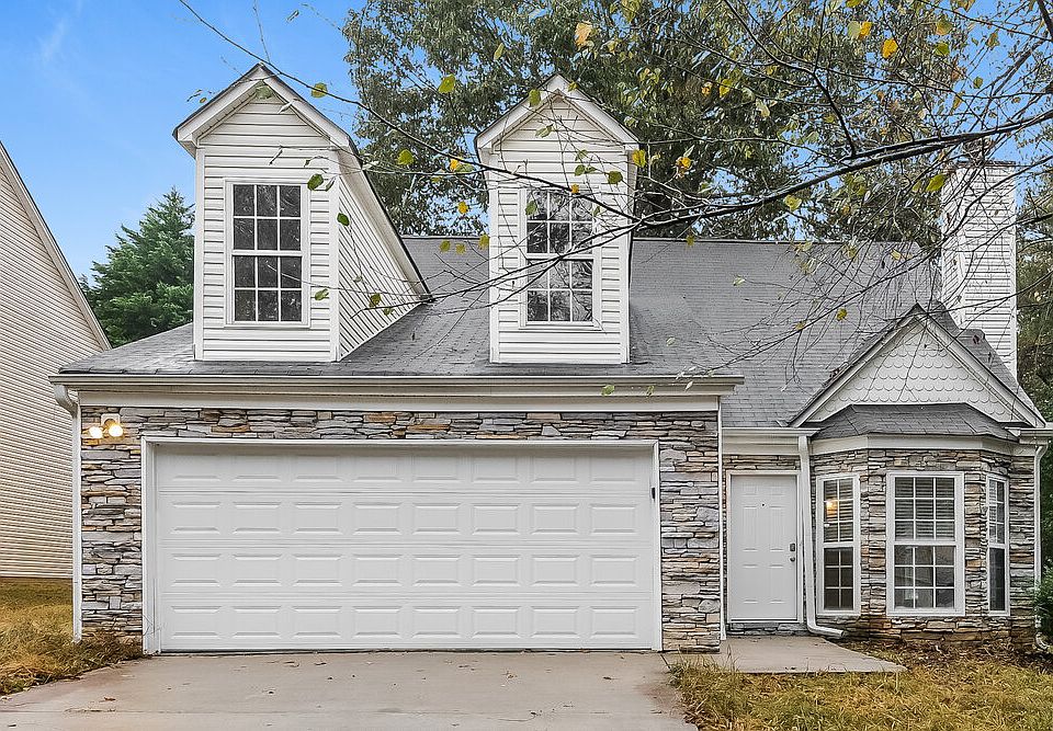 1st image of 2540 Lake Royale Dr