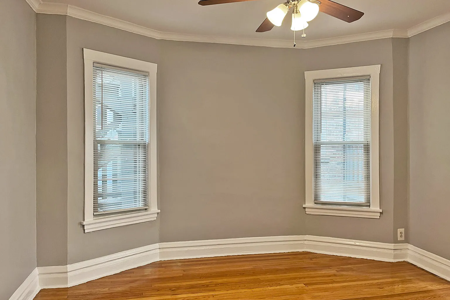 252 Washington Blvd. — Photo 4