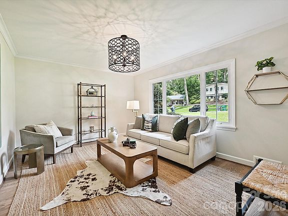 5th image of 327 Whitestone Rd