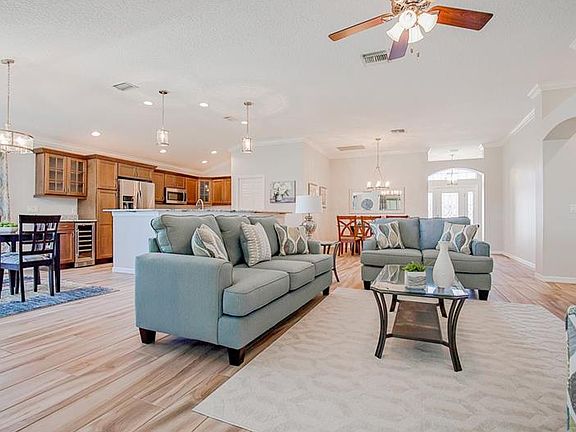 5th image of 1624 Gumwood Dr