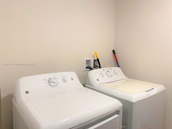 3rd image of 301 Altara Ave #524A