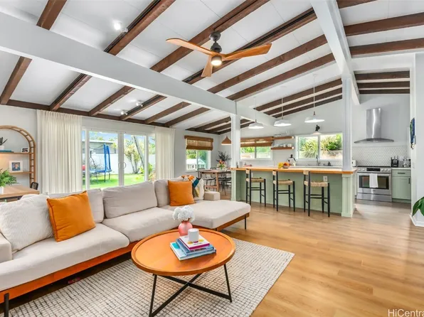 513 Paopua Pl, Kailua, HI 96734