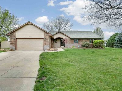 319 N Bay Country Ct, Wichita, KS, 67235