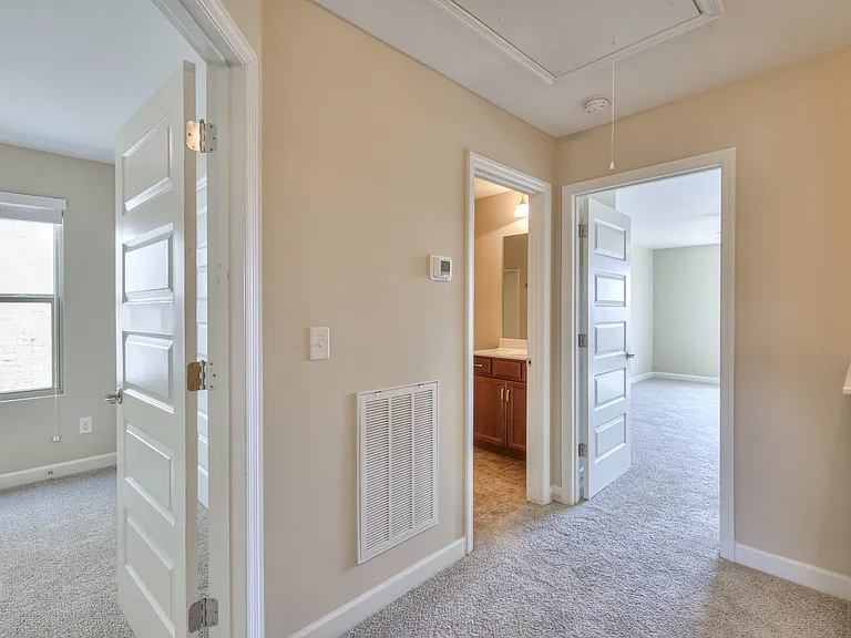 2240 Cason Ln — Photo 28