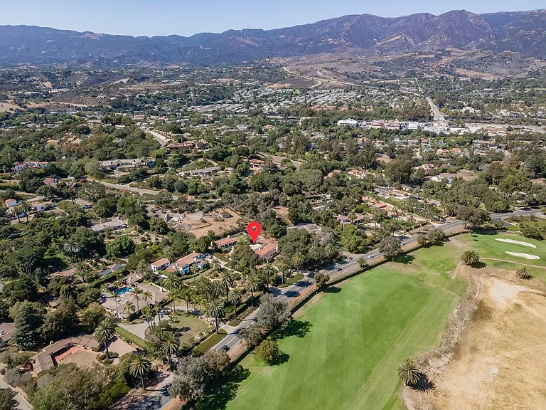 525 Las Palmas Dr — Photo 35