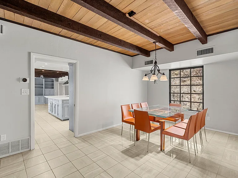6900 N Highlands Dr — Photo 12