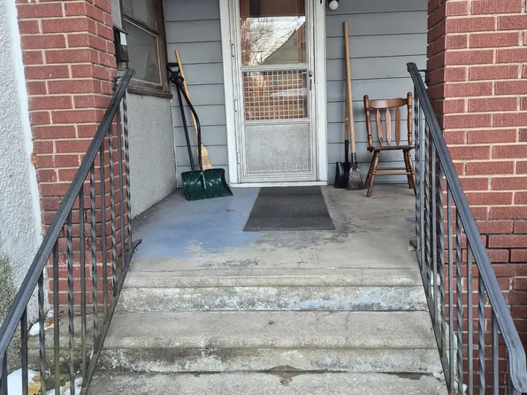 524 2nd St #2, Ann Arbor, MI 48103