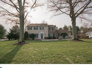 3 Taylor Ln, Doylestown, PA 18902
