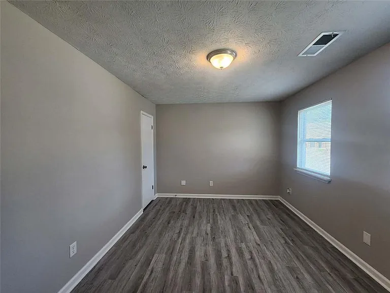 1653 Pinedale Cir NW — Photo 8