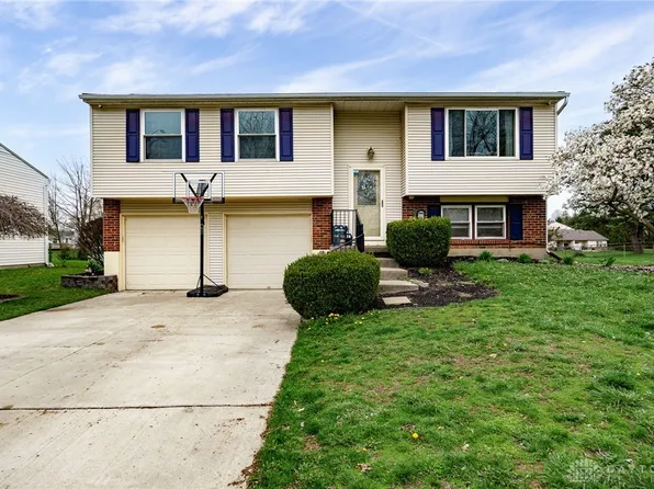 106 Lexington Farm Rd, Englewood, OH 45322