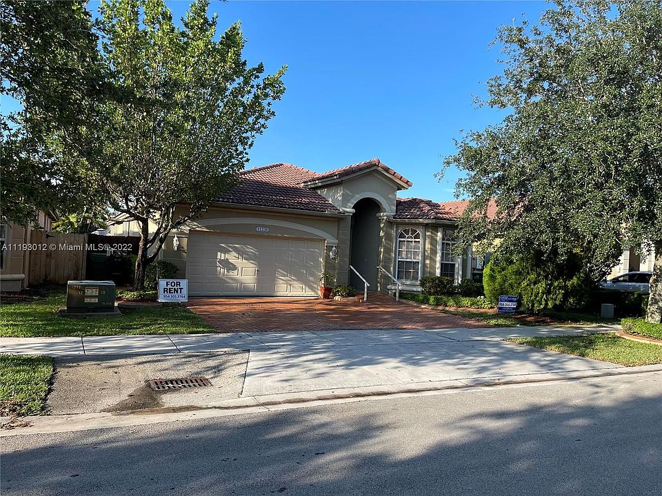 1st image of 11236 NW 79th Ln #11236