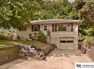 3144 N 76th St, Omaha, NE 68134
