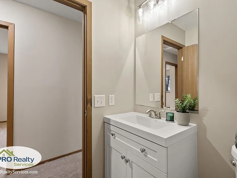 23345 Yucca St NW — Photo 10