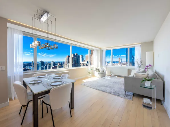 322 West 57th Street image 1 of 21