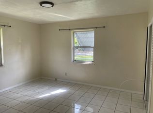 1061 NE 142nd St, North Miami, FL 33161