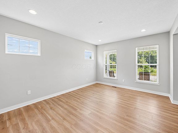5th image of 8600 Foxglove Dr