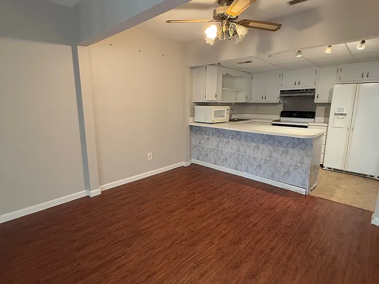 1708 N Hamilton St #C — Photo 5