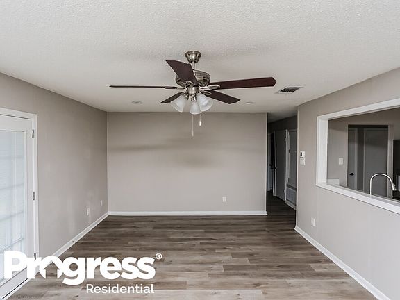 5th image of 732 Bridle Ave