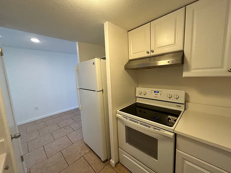 619 Patterson St #5 — Photo 9