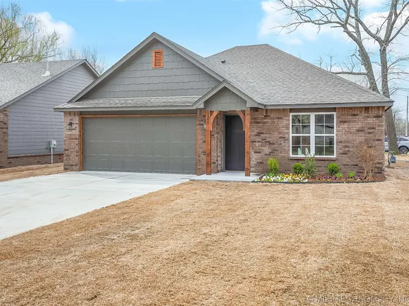 101 E Payne St, Claremore, OK 74017