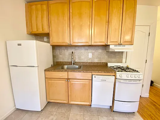 Rented by JM Preston Properties LLC | media 7