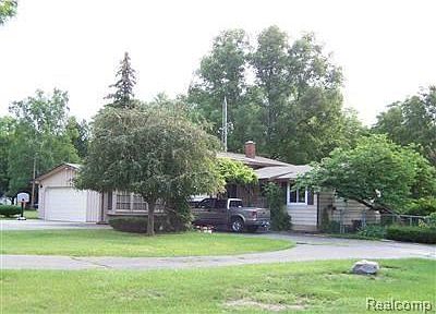 1169 Fair Oaks front pic.jpg