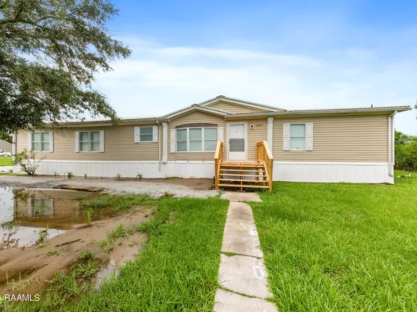 1017 Kingston Dr, Breaux Bridge, LA 70517