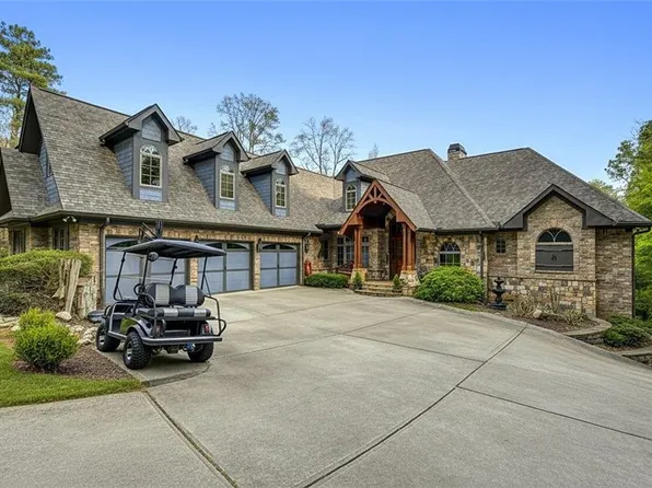 6427 Point Twenty Two, Gainesville, GA 30506