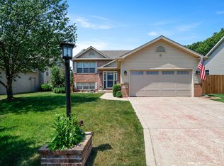 1380 Maximilian Dr, Chesterton, IN 46304