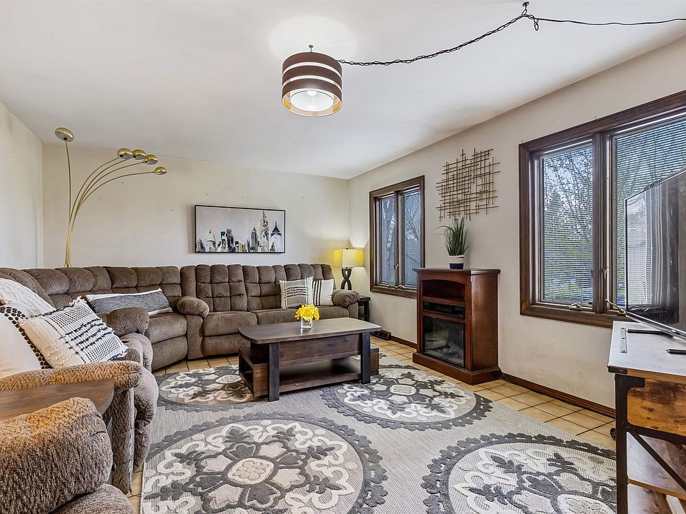 7092 Prairie Hill Rd, South Beloit, IL 61080 Zillow