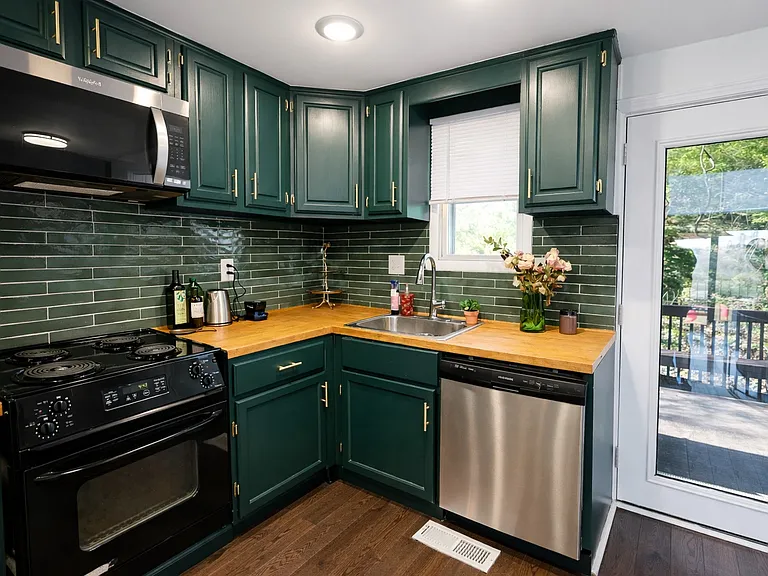 2311 Maryland Ave #B — Photo 10