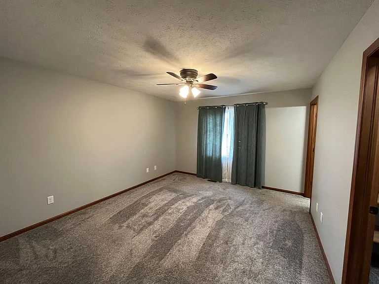 7825 Yankee Woods Dr — Photo 16