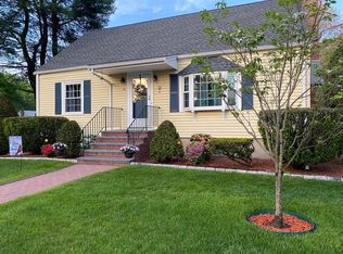 14 Gunderson Rd, Wilmington, MA 01887