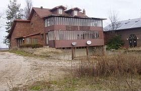 2nd image of 702 County Road 624