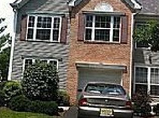 770 Featherbed Ln, Clark, NJ 07066