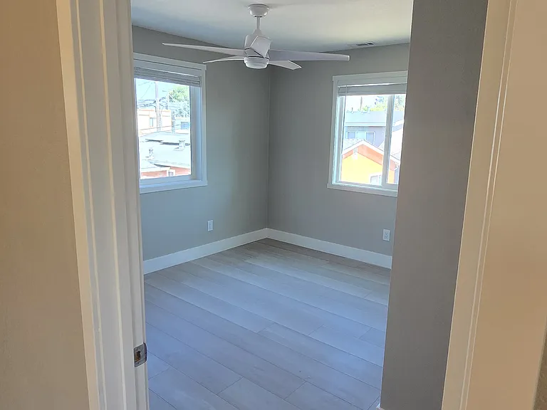 2209 D St — Photo 17